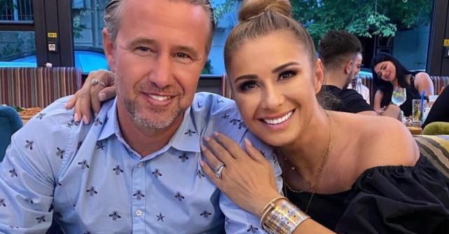 Anamaria Prodan și Laurențiu Reghecampf sunt în continuare căsătoriți, deși s-au separat acum doi ani: Vrea bani! Nu există...