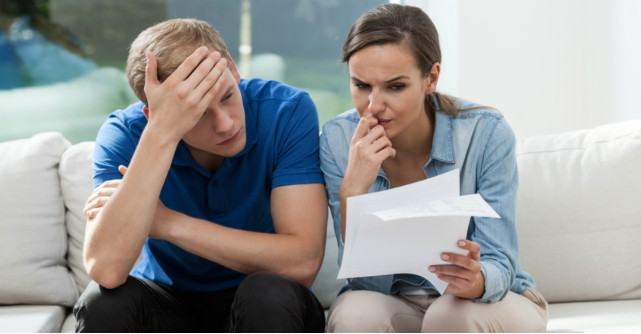 Cum să îți gestionezi mai inspirat veniturile lunare atunci când ai un buget limitat