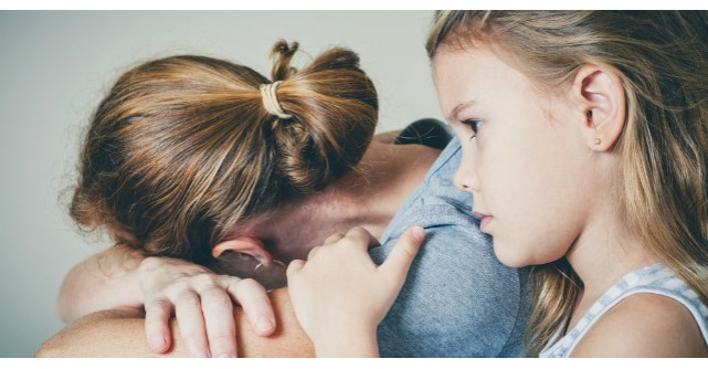 Da, esti mama si este normal sa fii obosita...