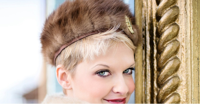 Caciuli cu blana calduroase si sexy pentru iarna aceasta