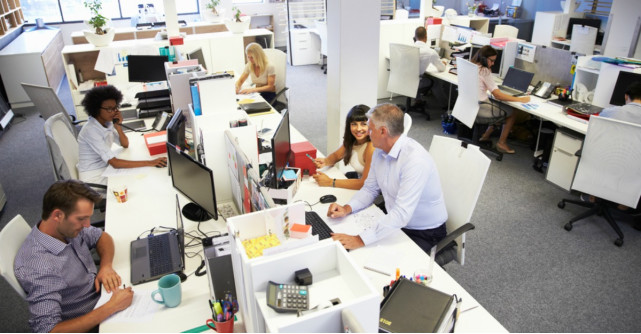 Cum poate fi imbunatatita atmosfera de la serviciu cu ajutorul luminii