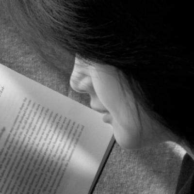 Top 10 carti deocheate pe care TREBUIE sa le citesti!