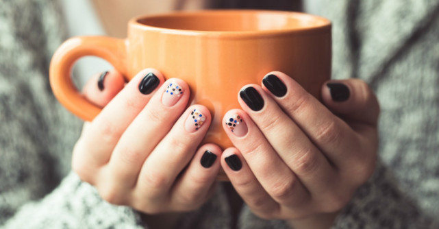 Cum arată toamna pe unghii?