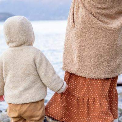 Cum pregătești garderoba celor mici pentru iarnă: sfaturi esențiale