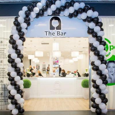 THE BAR - servicii 2 în 1 de petrecere a timpului liber