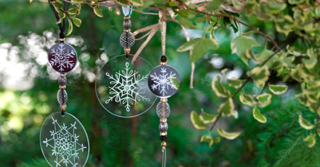 Tutorial foto: cum sa realizezi decoratiuni cu fulgi