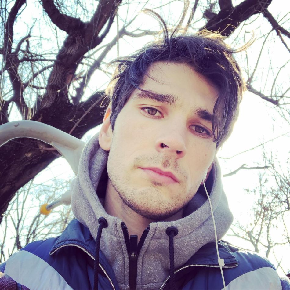 Theo Rose, explicația pe care o așteptau fanii ei! De ce și-a îmbrâncit iubitul în plină stradă: Problema e că am avut un moment