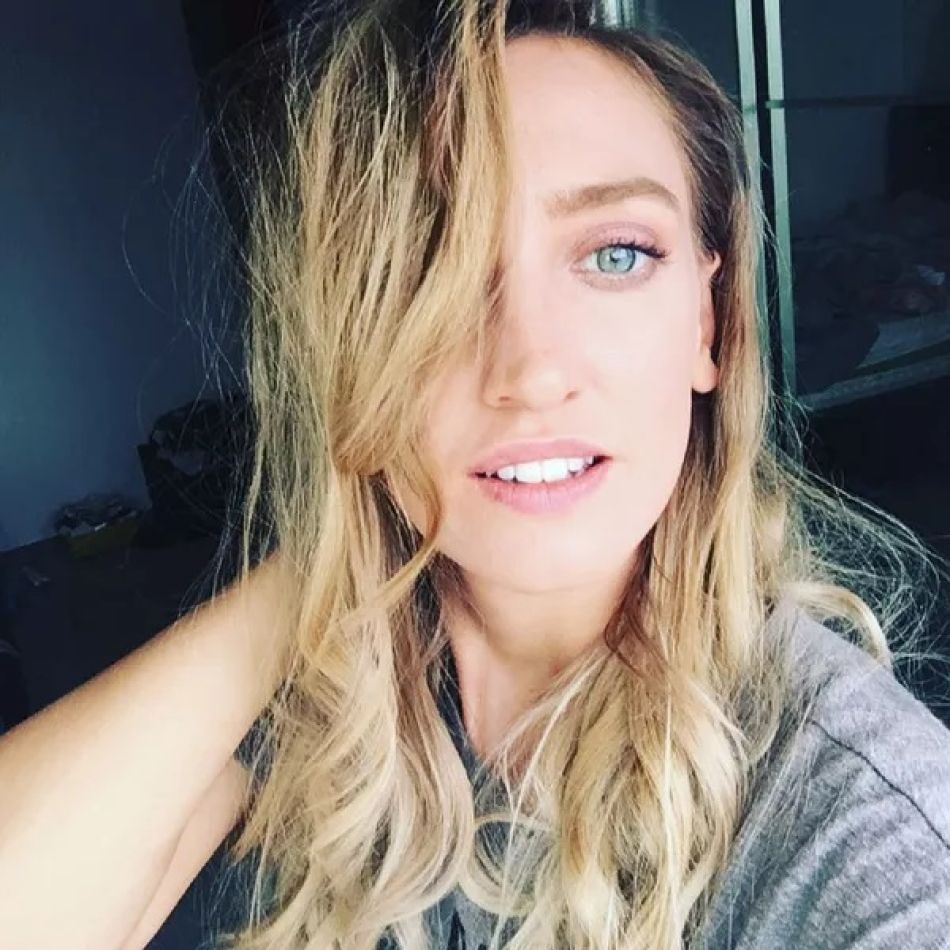 Ilona Brezoianu, în ipostaze tandre alături de iubit! Cine este bărbatul care i-a furat inima actriței?