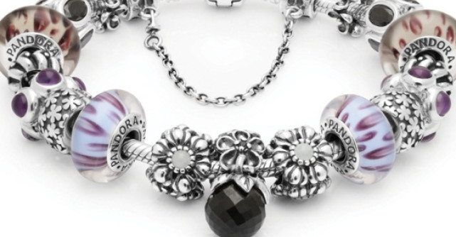 Un look indraznet de la PANDORA!