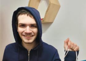 Un adolescent de 17 ani cu sindrom Asperger este dat DISPĂRUT în București! Părinții au nevoie de ajutor pentru găsirea lui