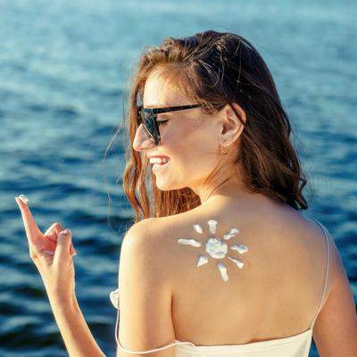 Cele 5 riscuri la care te expui dacă nu te protejezi corect de radiațiile solare