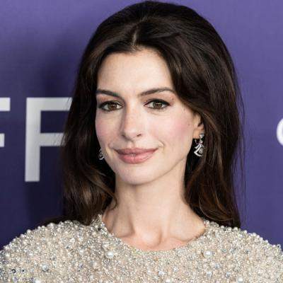 Anne Hathaway, însărcinată pentru a treia oară la 43 de ani. Actrița a făcut anunțul într-un mod emoționant