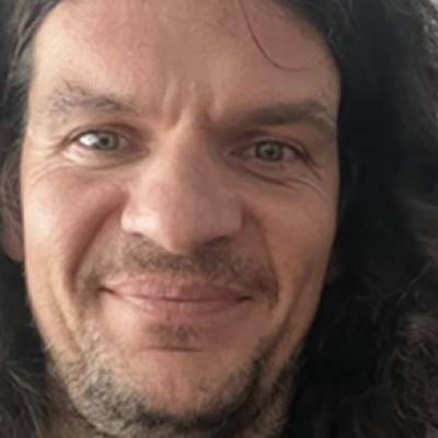 Vacanță de lux în casa lui Tudor Chirilă: Cât costă o noapte în colțul său de Rai din Porumbacu de Sus