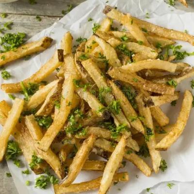 Ziua Mondială a Cartofilor Prăjiți: ce arată o analiză a 2.825 de rețete din restaurantele românești