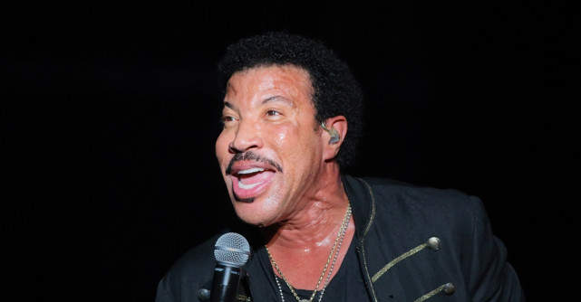 Lionel Richie, internat de urgență la terapie intensivă: familia se teme de o boală gravă