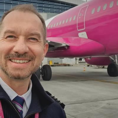 Greșeala făcută de Mihai Sturzu, fostul artist HI-Q, în timpul unui zbor: M-a sunat imediat șefa de cabină și...