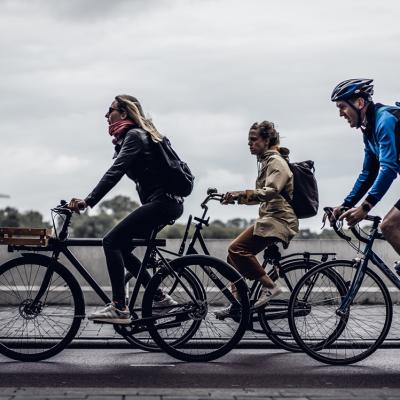 Avantajele bicicletelor cu motor, fie electrice, fie cu combustie