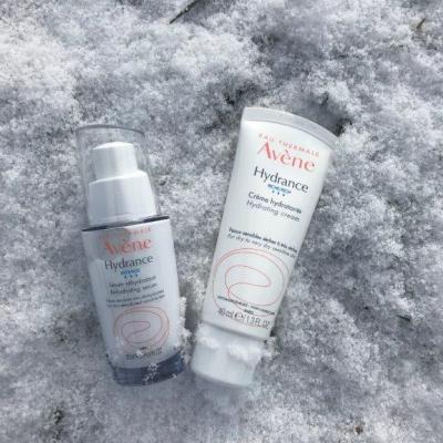 Dedescoperă hidratarea naturală cu Avène Hydrance