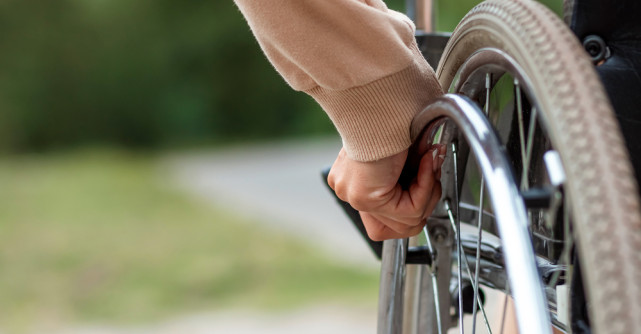 Umilirea și nepăsarea, atributele celor doi șoferi de autobuz din București care au avut un comportament barbar 