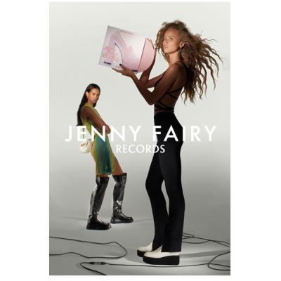 Jenny Fairy Records - campania muzicală a brand-ului preferat de influențatori pentru sezonul toamnă-iarnă 2022.