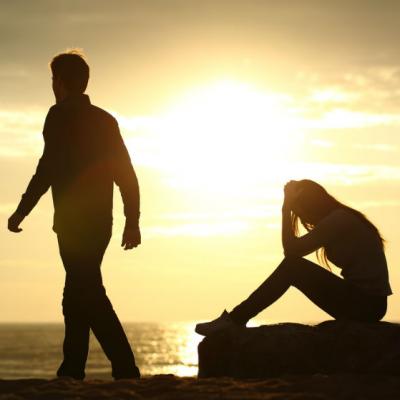 Un tanar s-a despartit de iubita lui. Ce face prietenul lui cel mai bun? INCREDIBIL