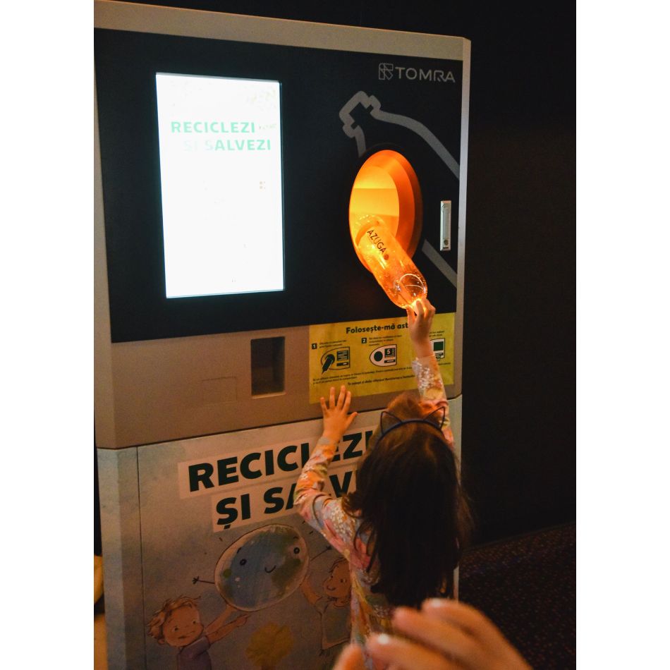 Kaufland România – primul proiect editorial de educație ecologică în colaborare cu scriitoarea Ioana Chicet-Macoveiciuc