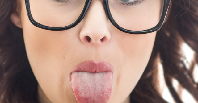 Vrei sa afli cat esti de sanatoasa? Scoate limba!