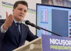 Nicușor Dan, dialog amiabil cu Emmanuel Macron într-o franceză impecabilă după declarațiile controversate ale lui George Simion