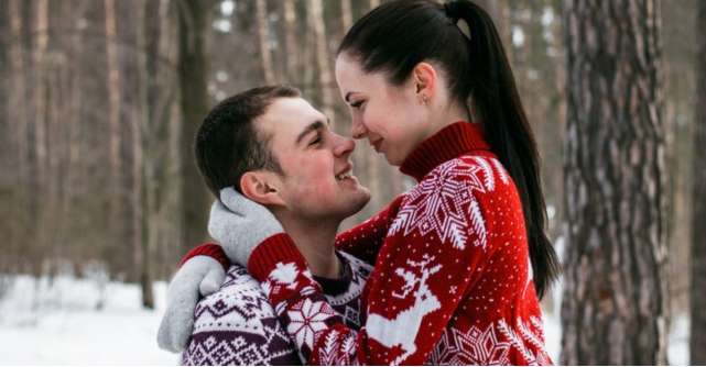 Ally Ride Correlate Seturi de Crăciun pentru cuplu: oferte de Black Friday la pulovere de de  sezon de iarnă