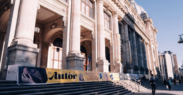 Aproape 3.000 de vizitatori la AUTOR 2026: bijuteria contemporană a adus publicul în Lapidariumul Muzeului Național de Istorie