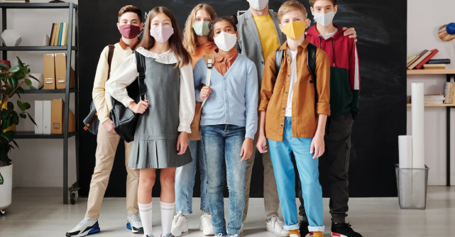 De la cuvinte urâte la lovituri: cum să prevenim escaladarea violenței în școli