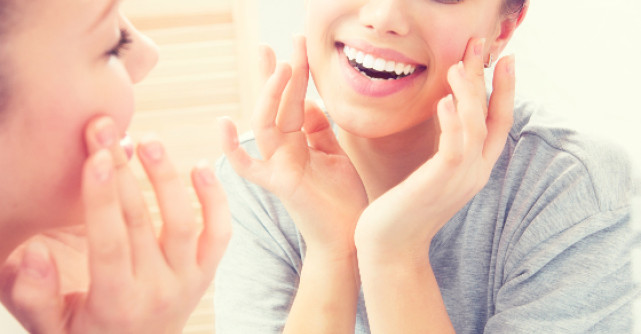 Opt obiceiuri care iti distrug pielea