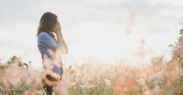 3 intrebari ajutatoare pe care sa ti le pui cand ai o perioada grea: Raspunsul te va elibera!