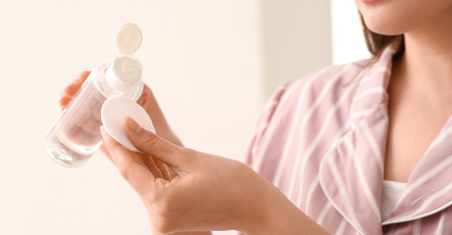 Double Cleansing: ritualul secret pentru un ten curat, echilibrat și luminos