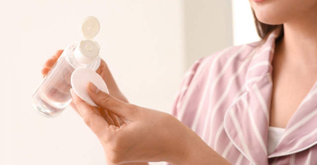 Double Cleansing: ritualul secret pentru un ten curat, echilibrat și luminos