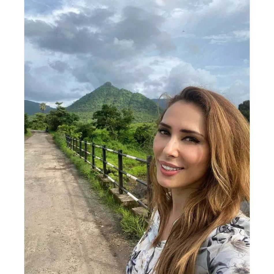 Iulia Vântur, succes răsunător și peste ocean! Vedeta se află în turneu în America și strălucește pe marile scene ale lumii