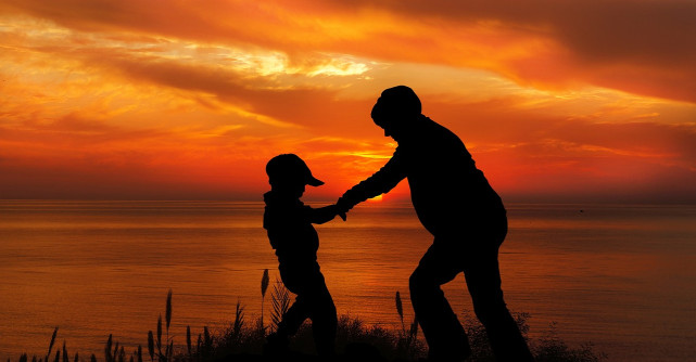 Doi copii condamnați de o boală rară au nevoie de ajutor. Tratamentul pentru cei doi micuți costă peste 1 milion de euro!