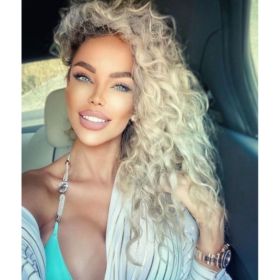 Bianca Drăgușanu și-a reinjectat buzele! Noul look este exact ceea ce și-a dorit vedeta și le-a arătat fanilor rezultatul final