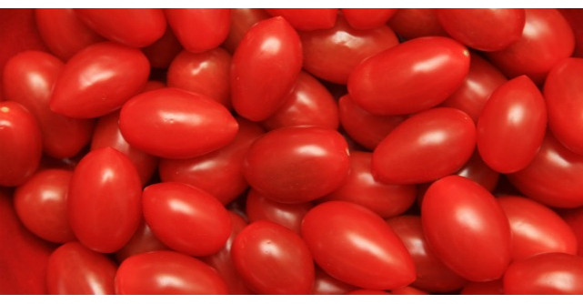 Adevarul despre rosiile cu tugui! Ce sunt, de fapt. Mai mananci?