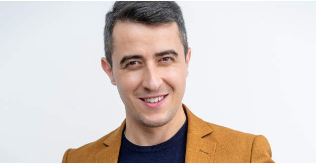 Boala invizibilă care ne distruge coloana vertebrală la birou. Semnalul de alarmă tras de fizioterapeutul Alexandru Ilie