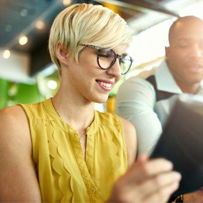 HOYA lansează Sync III, a treia sa generație de lentile monofocale îmbunătățite