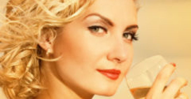 9 obiceiuri nesanatoase care te imbatranesc cu 10 ani