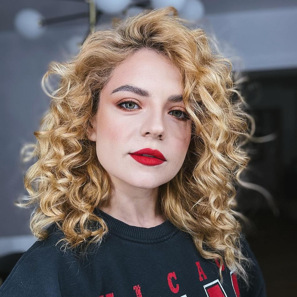 Victoria Răileanu a devenit mămică pentru a doua oară! Actrița a născut o fetiță cu un nume cu semnificație biblică