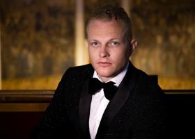 Interviu cu tenorul ŞTEFAN von KORCH: Muzica clasică este baza tuturor muzicilor