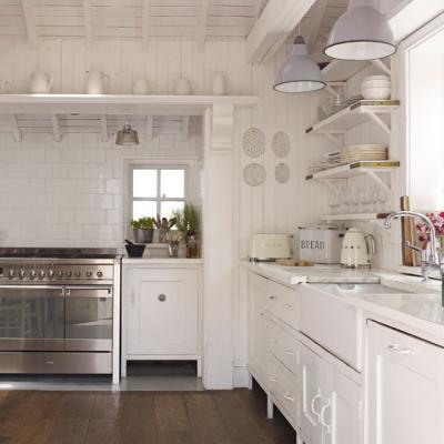 5 bucatarii albe, in 5 stiluri decorative