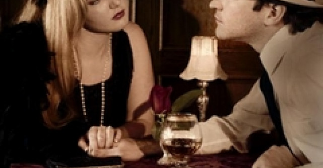 Video: Povestea primului sarut din cinema