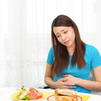 Provoaca DURERI de CAP: 7 Alimente pe care si tu le consumi