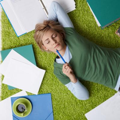 Recomandare de carte: Prea multa fericire