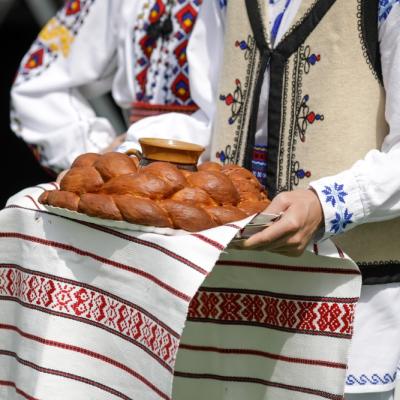 Moșii de toamnă: Semnificație și obiceiuri 