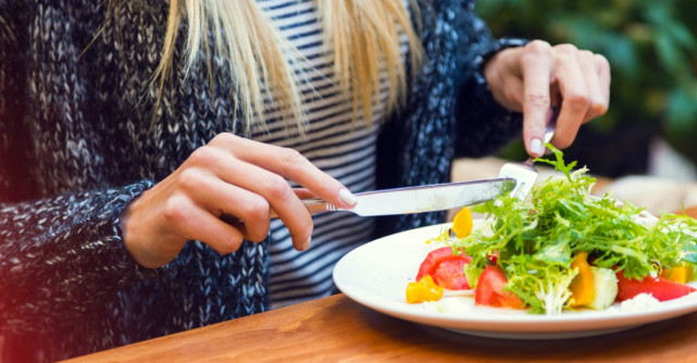 Greseli de dieta care te ingrasa in loc sa te subtieze